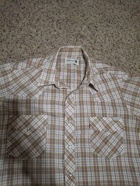 ROEBUCKS Beige and White Plaid Pearl Snap Western Shirt. Vintage.